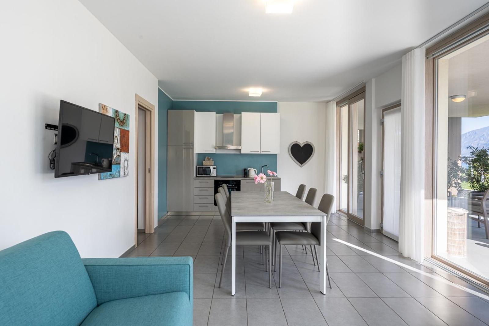 Bellagio Village- 4 Apartments By The Lake - Seasonal Warm Pool And Sauna Oliveto Lario Room photo